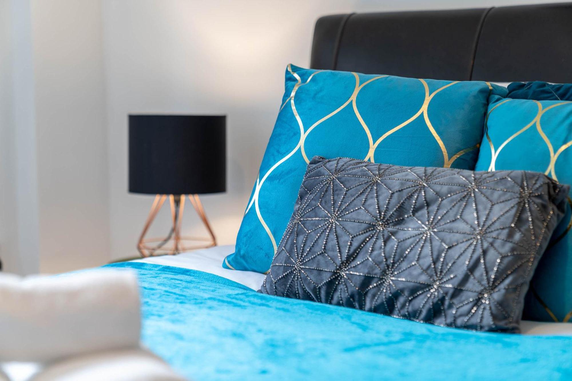 2 Bedroom - Centre - Secure Parking - Wifi - Netflix - 81um *