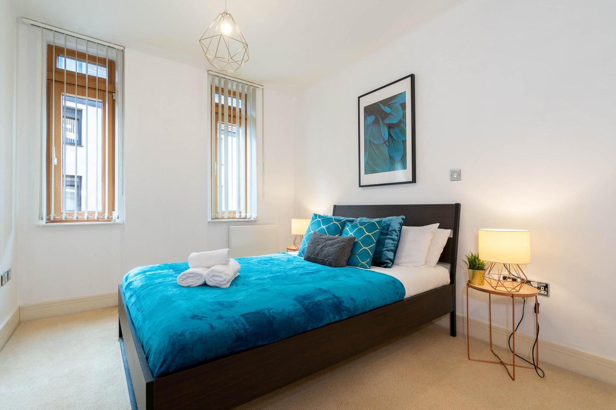 Apartment 2 Bedroom - Centre - Secure Parking - Wifi - Netflix - 81um Birmingham